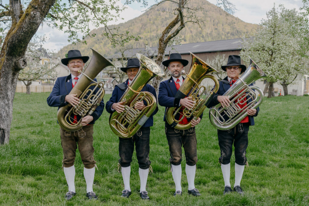 Tuba: Matthias Bramböck, Erwin Treichl, Manfred Hirzinger, Lorenz Moser